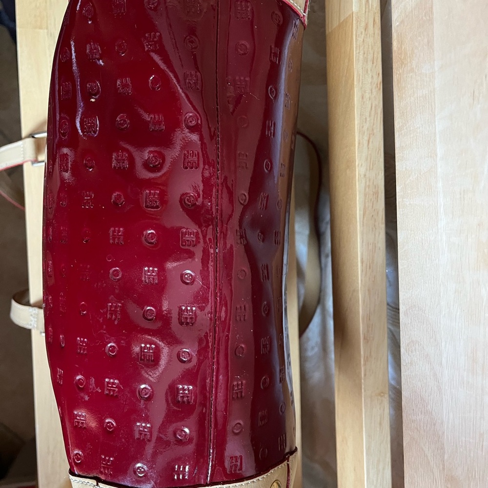 Arcadia Genuine Patent Leather Red and Tan Embossed Tote - Picture 3 of 7